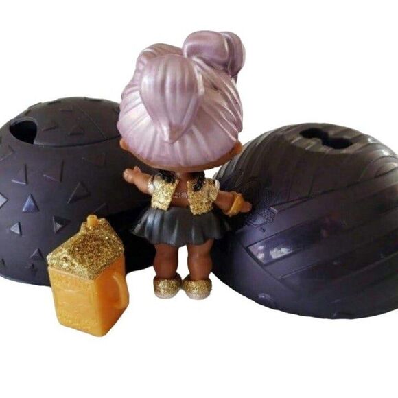 LOL Surprise Doll Glam Glitter D.J. Series 2 Mini Figure Mini Doll Playset NEW - Picture 2 of 5